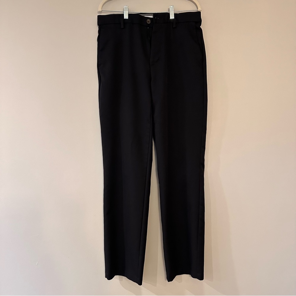 Amazon Essentials Men’s Black Dress Pants 31” x 34”